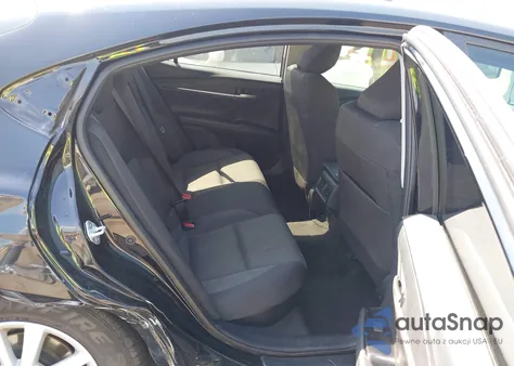 2025 Toyota Camry Le z USA, uszkodzony, nr VIN 4T1DAACK0SU532972